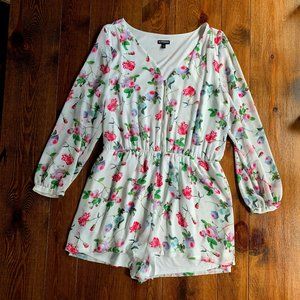 EXPRESS | Floral Shorts Romper